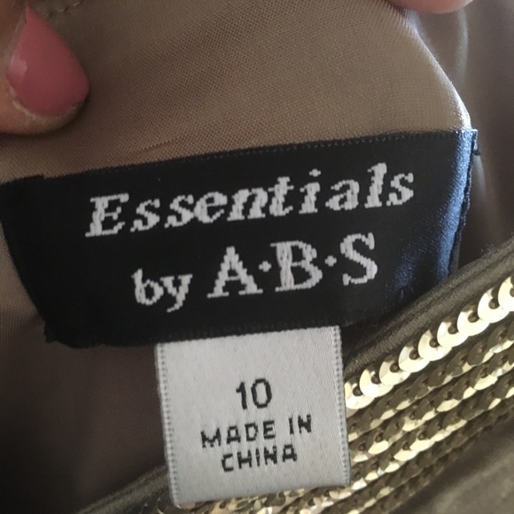 Essentials by ABS Gold Bubble Hem Sequin Dress - Picture 7 of 8